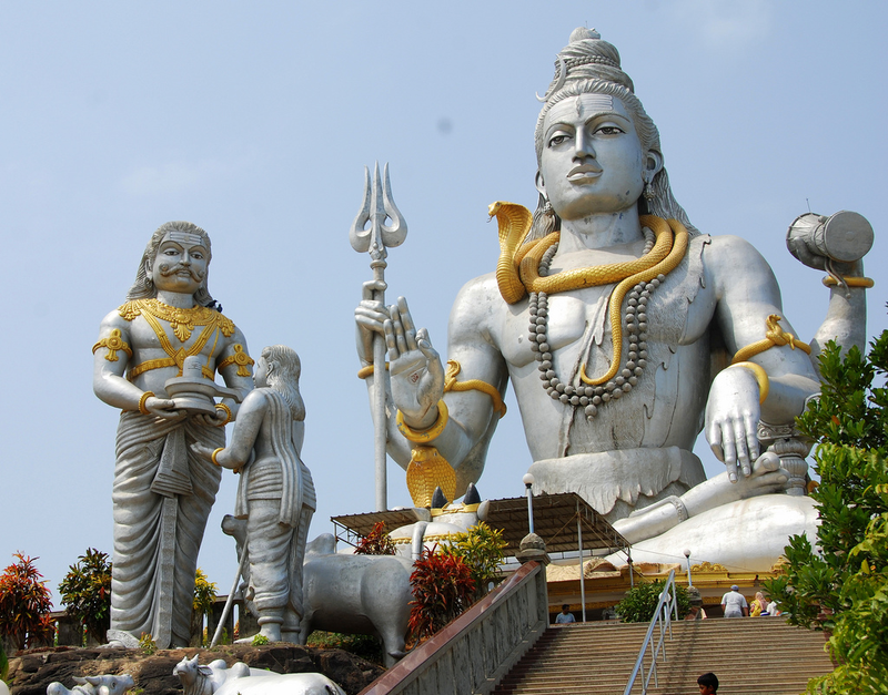 Illustration for article titled These Mega-Sculptures Are the Biggest in the World